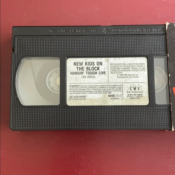 NKOTB Hangin Tough cassette And VHS - Picture 4 of 4